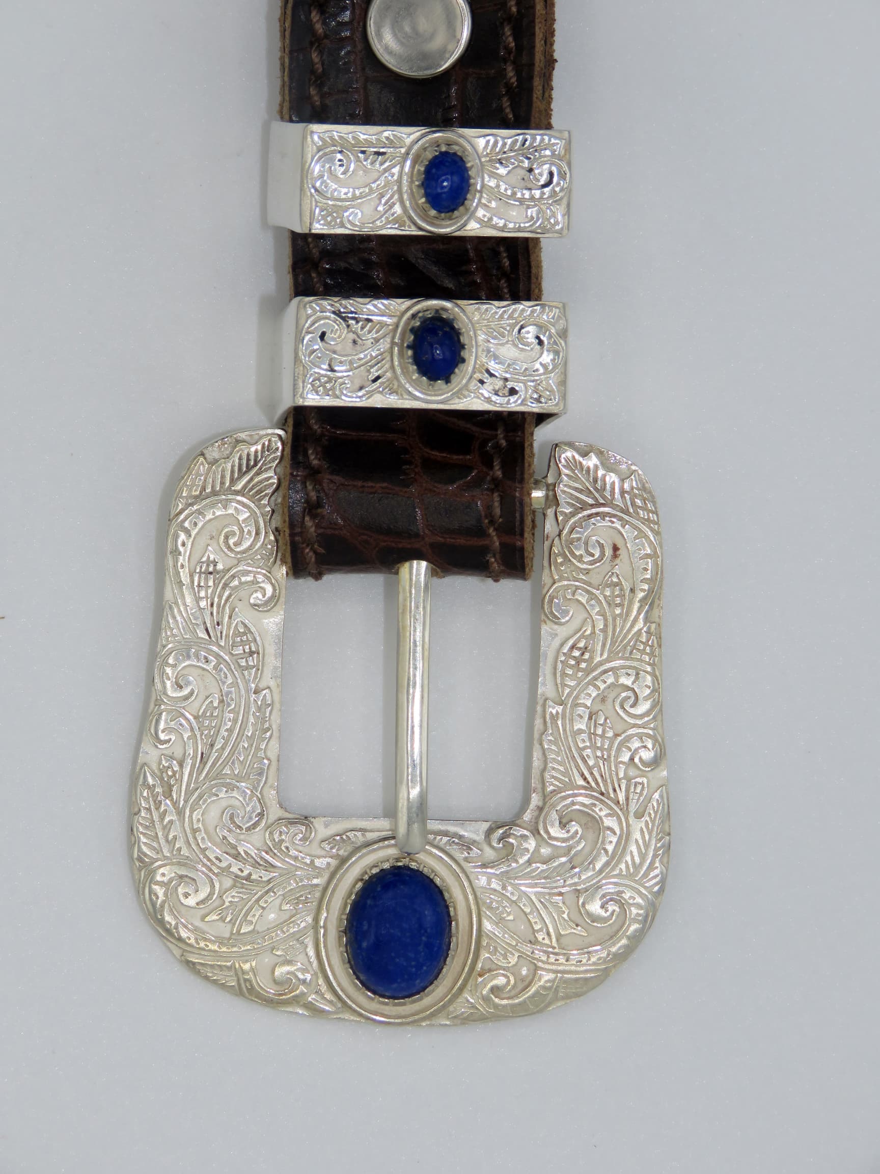  Woven 925 silver string buckle featuring 8.3g Lapis Lazuli inlay